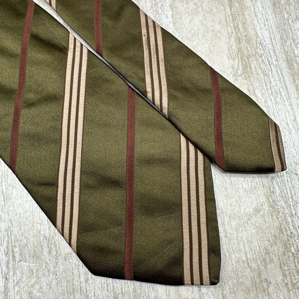 NWT ERMENEGILDO‎ ZEGNA Silk Neck Tie Italy Luxury STRIPED Green Beige